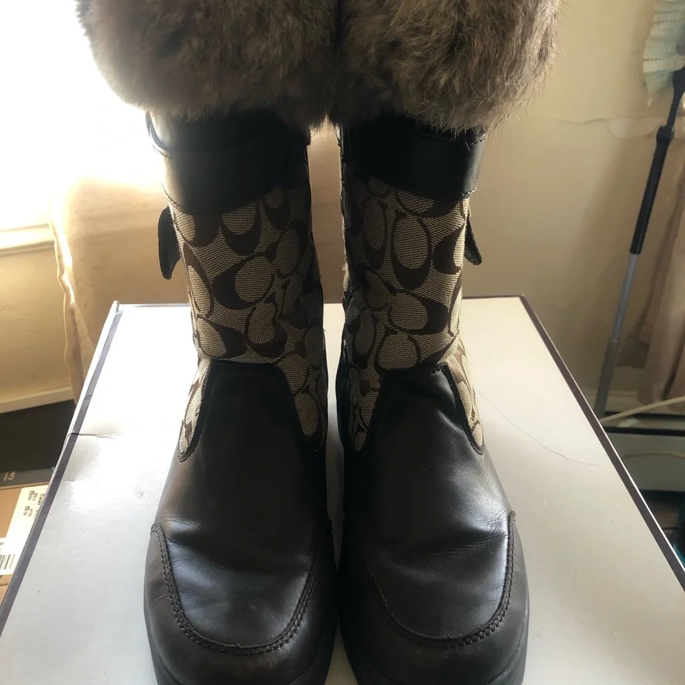 Coach Kimberly boots in signature brown - Picture 4 of 5